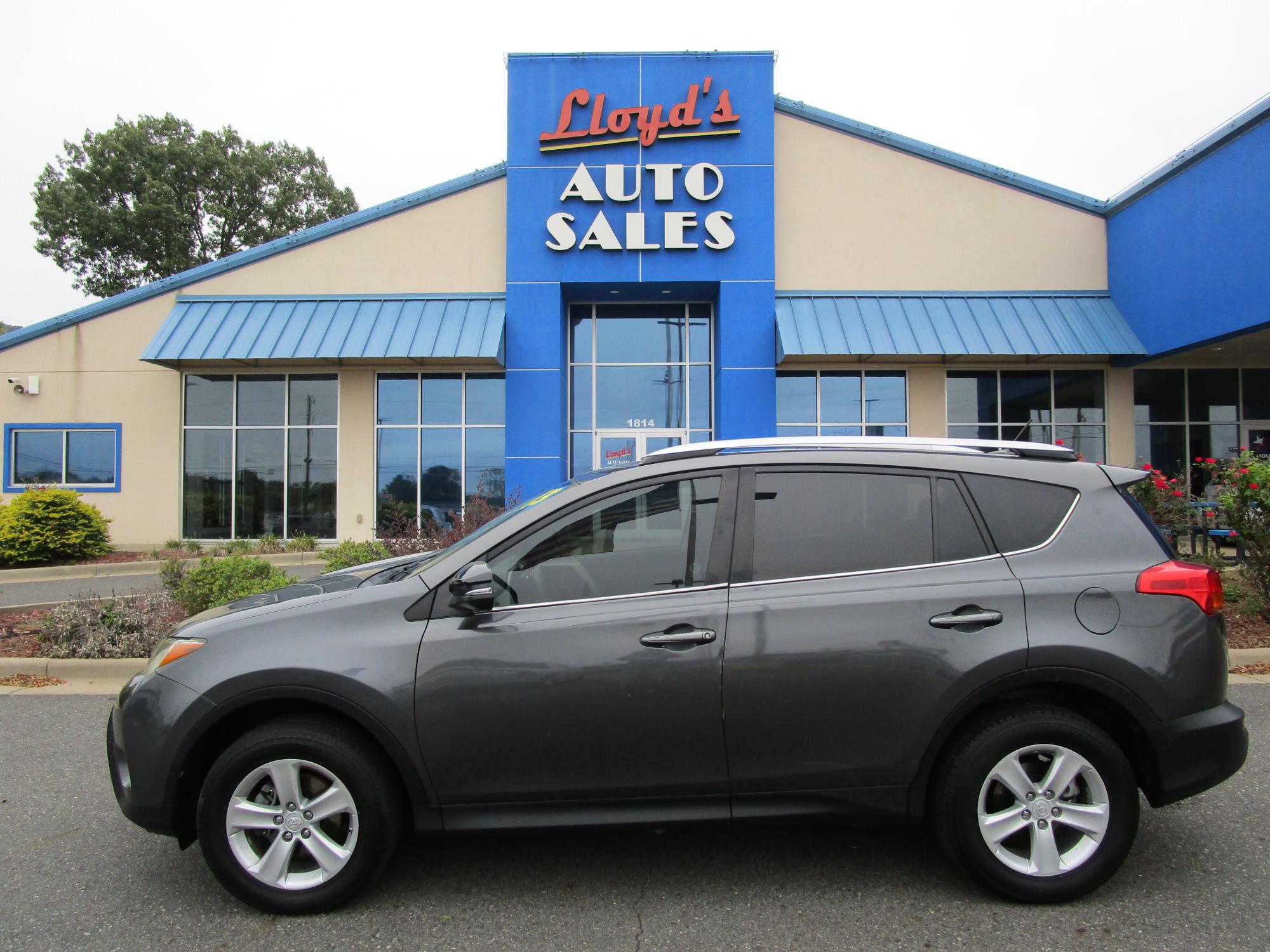 photo of 2013 Toyota RAV4 