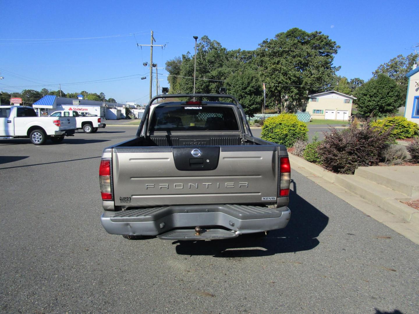 2003 Grey Nissan Frontier SE-V6 Crew Cab Long Bed 2WD (1N6ED29X63C) with an 3.3L V6 SOHC 12V engine, 4-Speed Automatic Overdrive transmission, located at 1814 Albert Pike Road, Hot Springs, AR, 71913, (501) 623-1717, 34.494228, -93.094070 - Photo#4