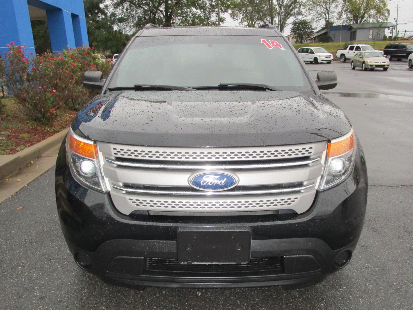2014 BLACK Ford Explorer Base 4WD (1FM5K8B88EG) with an 3.5L V6 DOHC 24V engine, 6-Speed Automatic transmission, located at 1814 Albert Pike Road, Hot Springs, AR, 71913, (501) 623-1717, 34.494228, -93.094070 - Photo#2