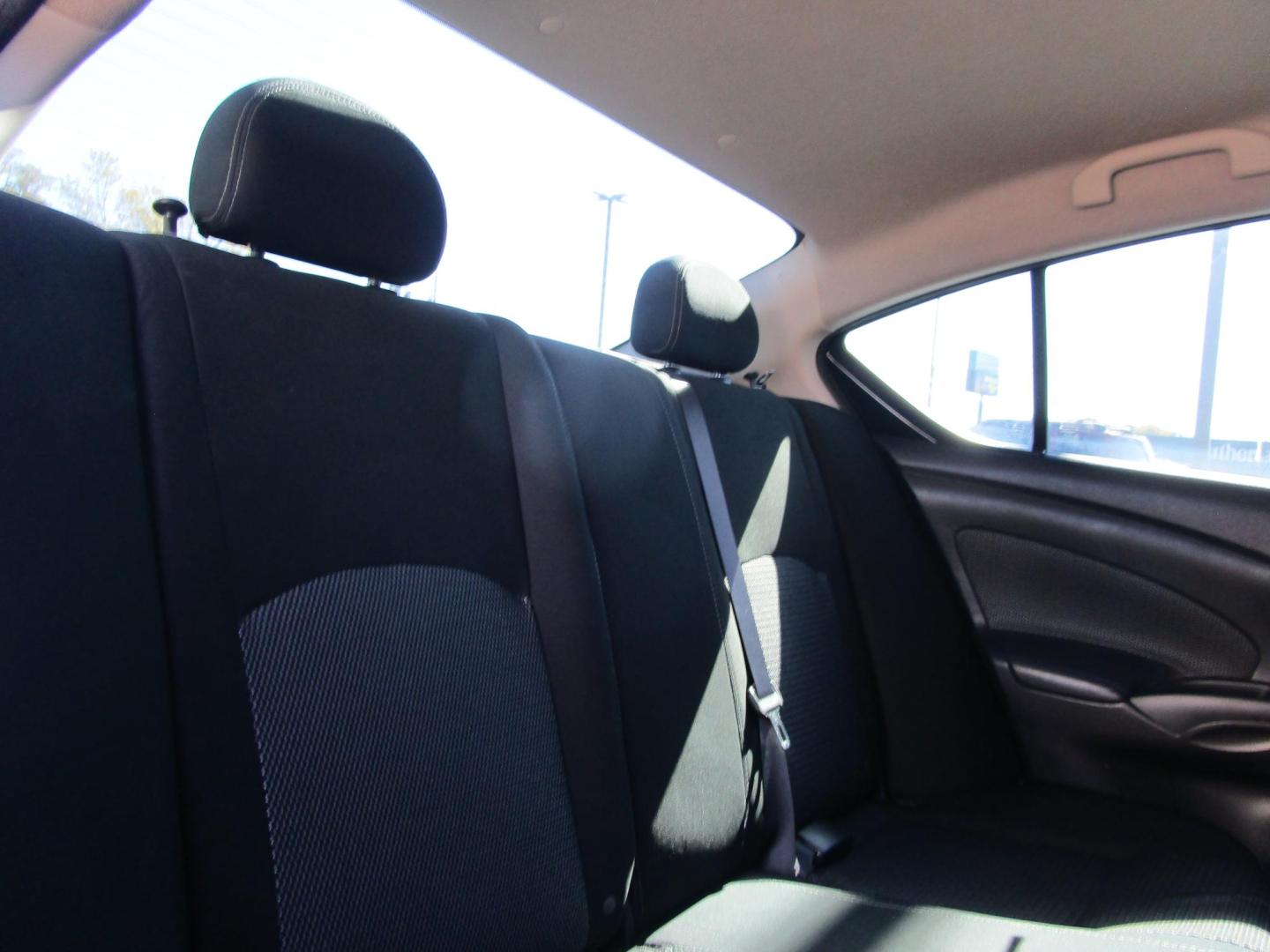 2019 BLACK /Black/Cloth Nissan Versa 1.6 SV Sedan (3N1CN7APXKL) with an 1.6L L4 DOHC 16V engine, CVT transmission, located at 1814 Albert Pike Road, Hot Springs, AR, 71913, (501) 623-1717, 34.494228, -93.094070 - Photo#8