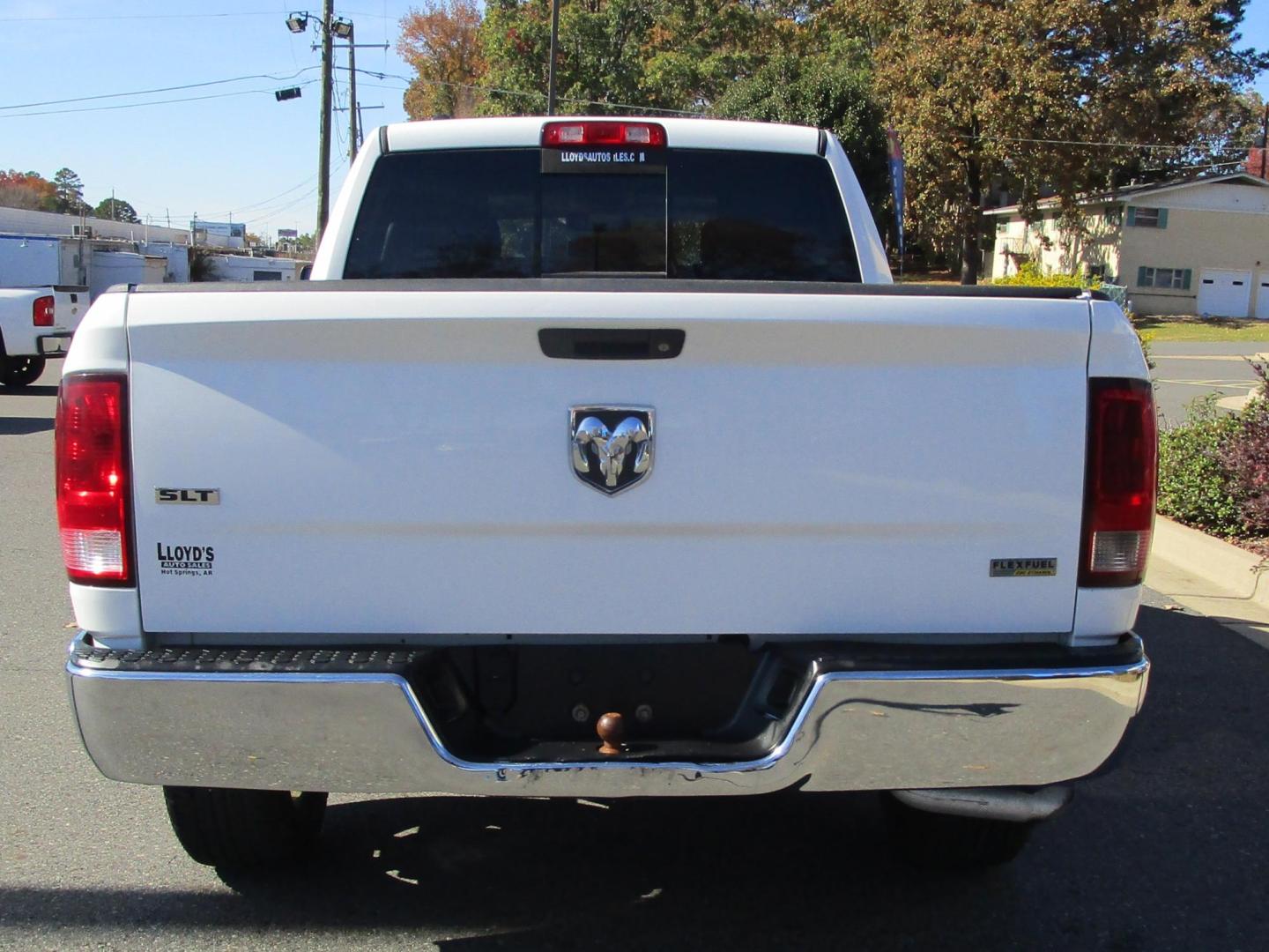 2015 WHITE RAM 1500 SLT Quad Cab 2WD (1C6RR6GG3FS) with an 3.6L V6 DOHC 24V FFV engine, 6-Speed Automatic transmission, located at 1814 Albert Pike Road, Hot Springs, AR, 71913, (501) 623-1717, 34.494228, -93.094070 - Photo#5