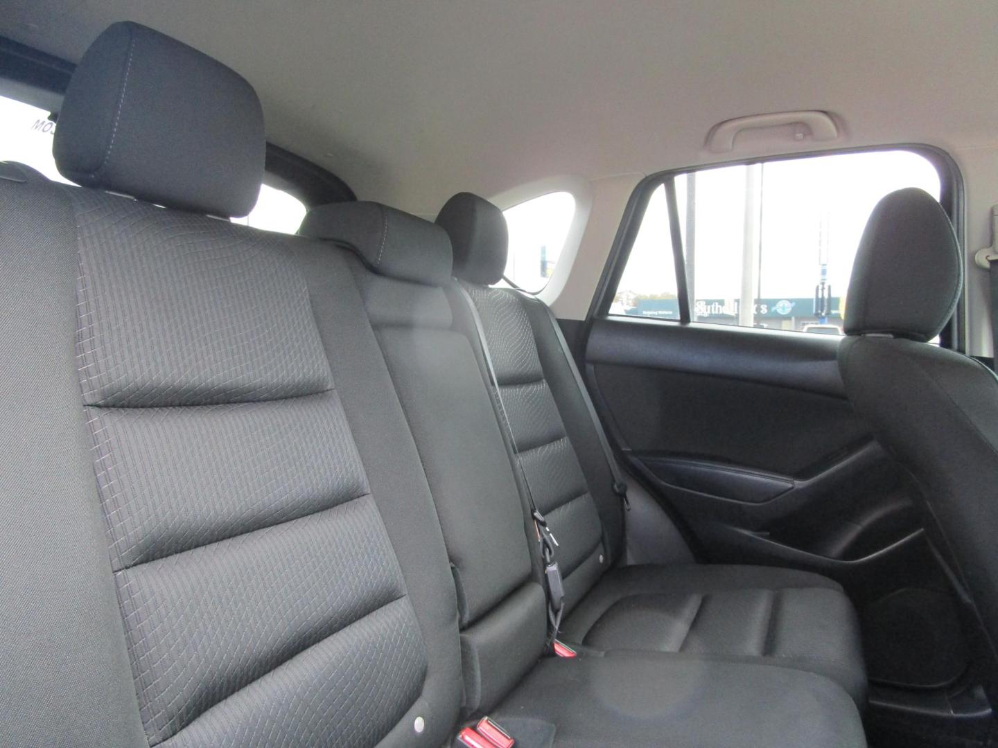 2014 SILVER /BLACK Mazda CX-5 Touring (JM3KE2CY8E0) with an 2.5L L4 DOHC 16V engine, 6-Speed Automatic transmission, located at 1814 Albert Pike Road, Hot Springs, AR, 71913, (501) 623-1717, 34.494228, -93.094070 - Photo#8