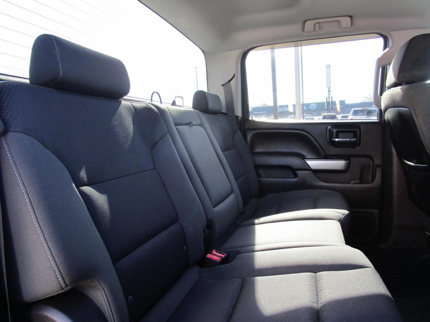 2014 WHITE Chevrolet Silverado 1500 1LT Crew Cab 2WD (3GCPCREC7EG) with an 4.8L V8 OHV 16V engine, 6-Speed Automatic transmission, located at 1814 Albert Pike Road, Hot Springs, AR, 71913, (501) 623-1717, 34.494228, -93.094070 - Photo#8