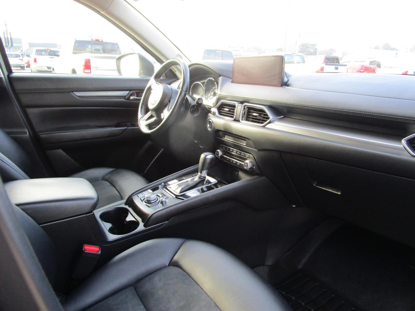 2021 Blue /BLACK Mazda CX-5 Touring (JM3KFACM1M0) with an 2.5L L4 DOHC 16V engine, 6A transmission, located at 1814 Albert Pike Road, Hot Springs, AR, 71913, (501) 623-1717, 34.494228, -93.094070 - Photo#9