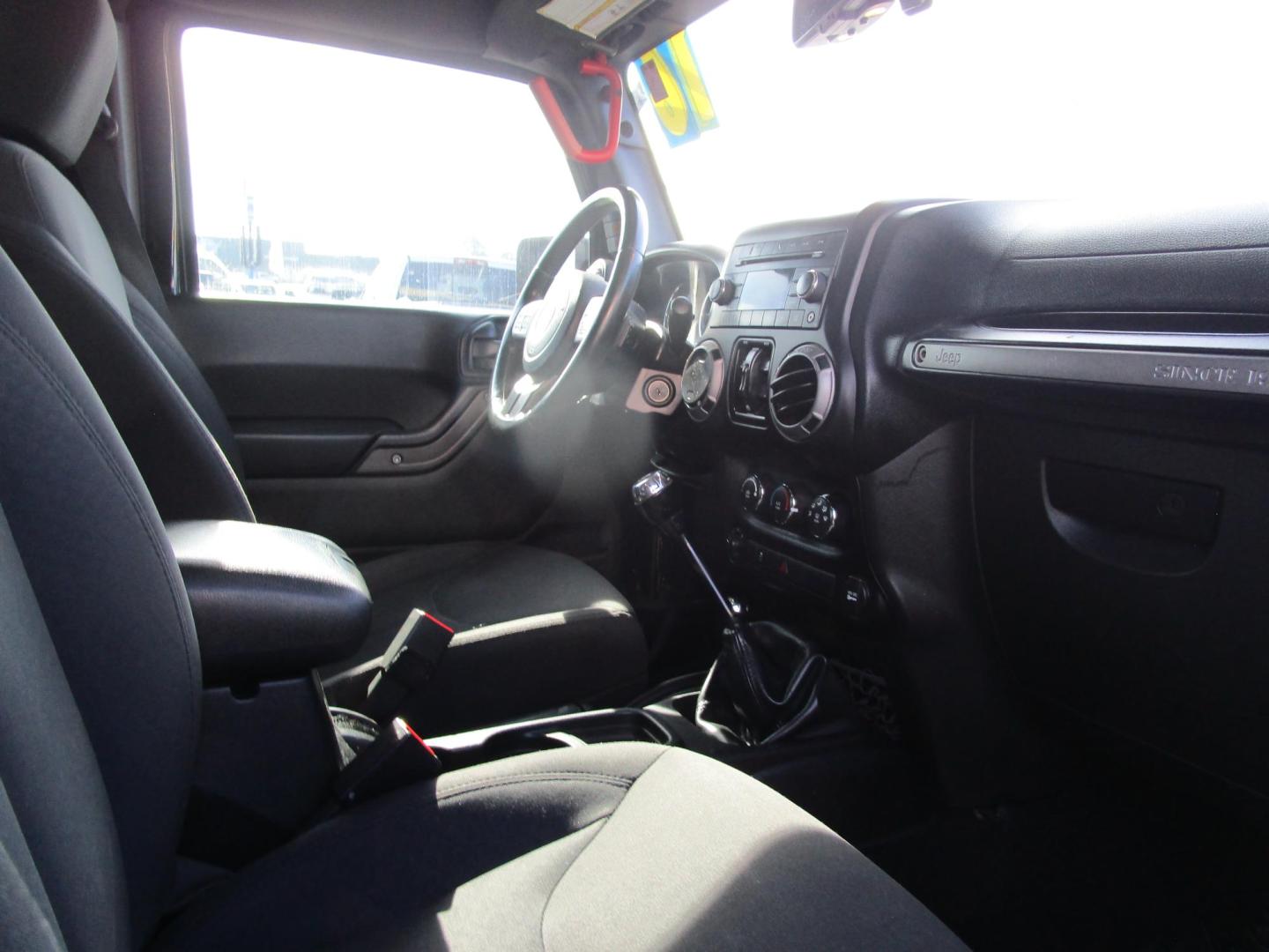 2016 BLACK /BLACK Jeep Wrangler Unlimited Sport 4WD (1C4BJWDG7GL) with an 3.6L V6 DOHC 24V FFV engine, located at 1814 Albert Pike Road, Hot Springs, AR, 71913, (501) 623-1717, 34.494228, -93.094070 - Photo#9