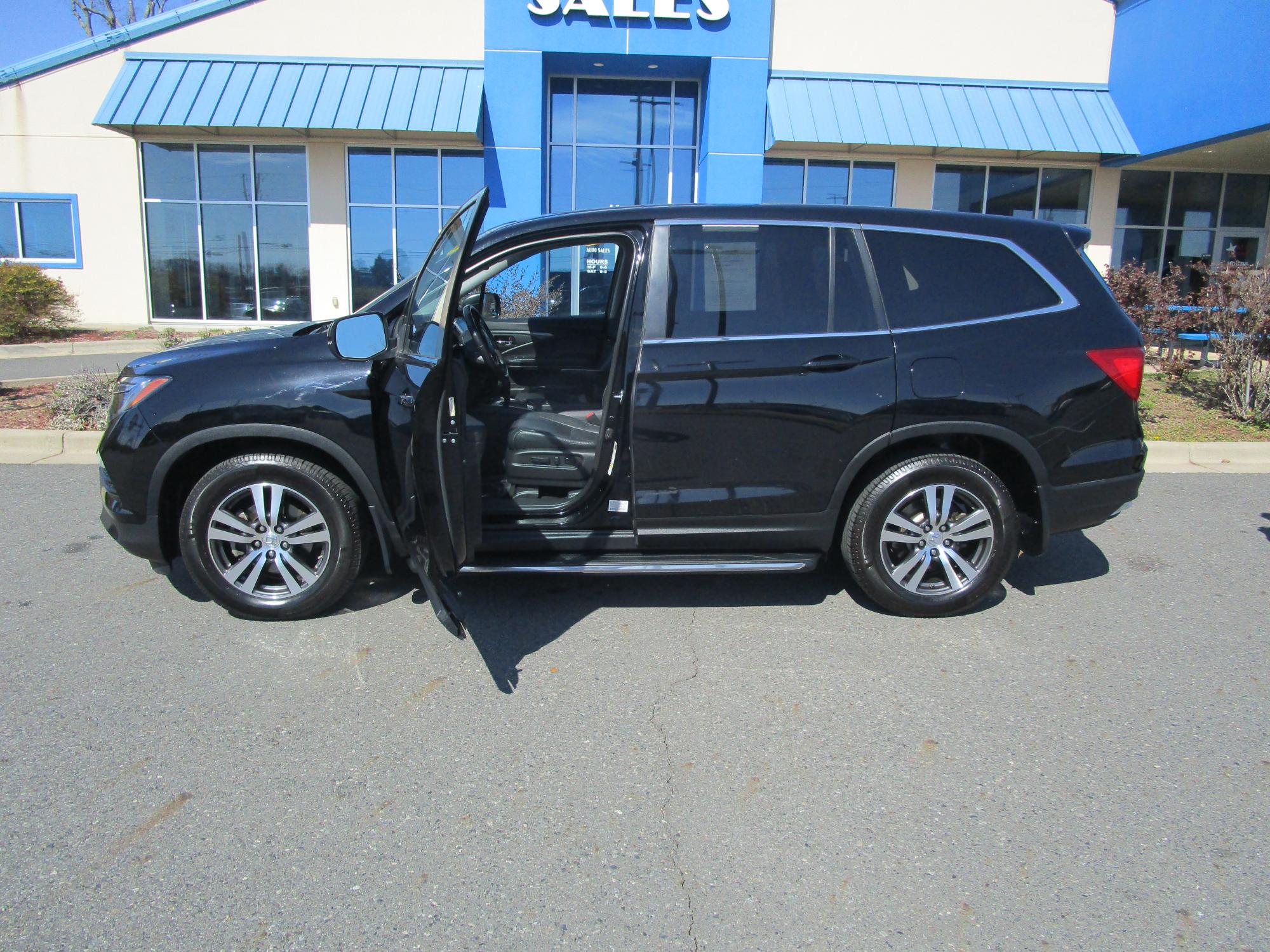 photo of 2016 Honda Pilot EXL 4WD