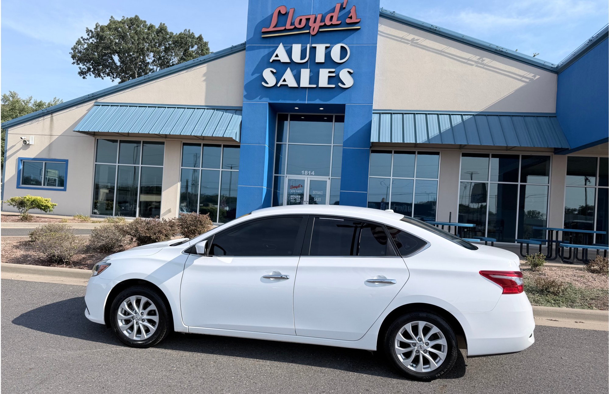 2019 Nissan Sentra SEDAN 4-DR