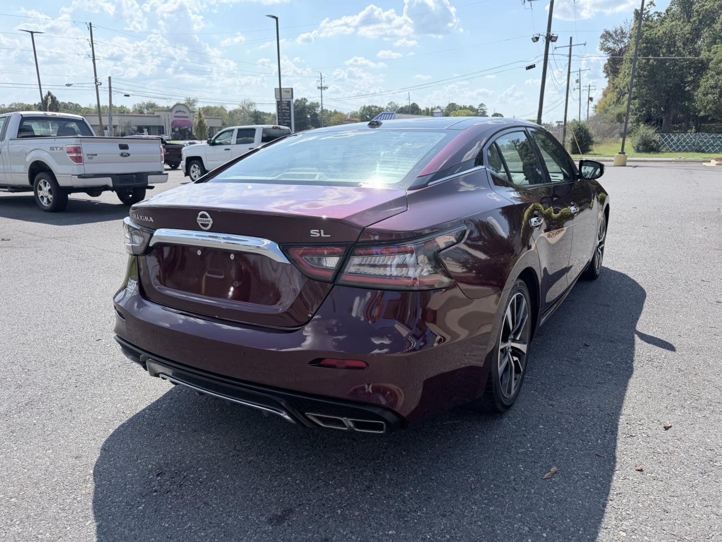 2020 RED Nissan Maxima 3.5 SL (1N4AA6DV6LC) with an 3.5L V6 DOHC 24V engine, CVT transmission, located at 1814 Albert Pike Road, Hot Springs, AR, 71913, (501) 623-1717, 34.494228, -93.094070- Photo#2