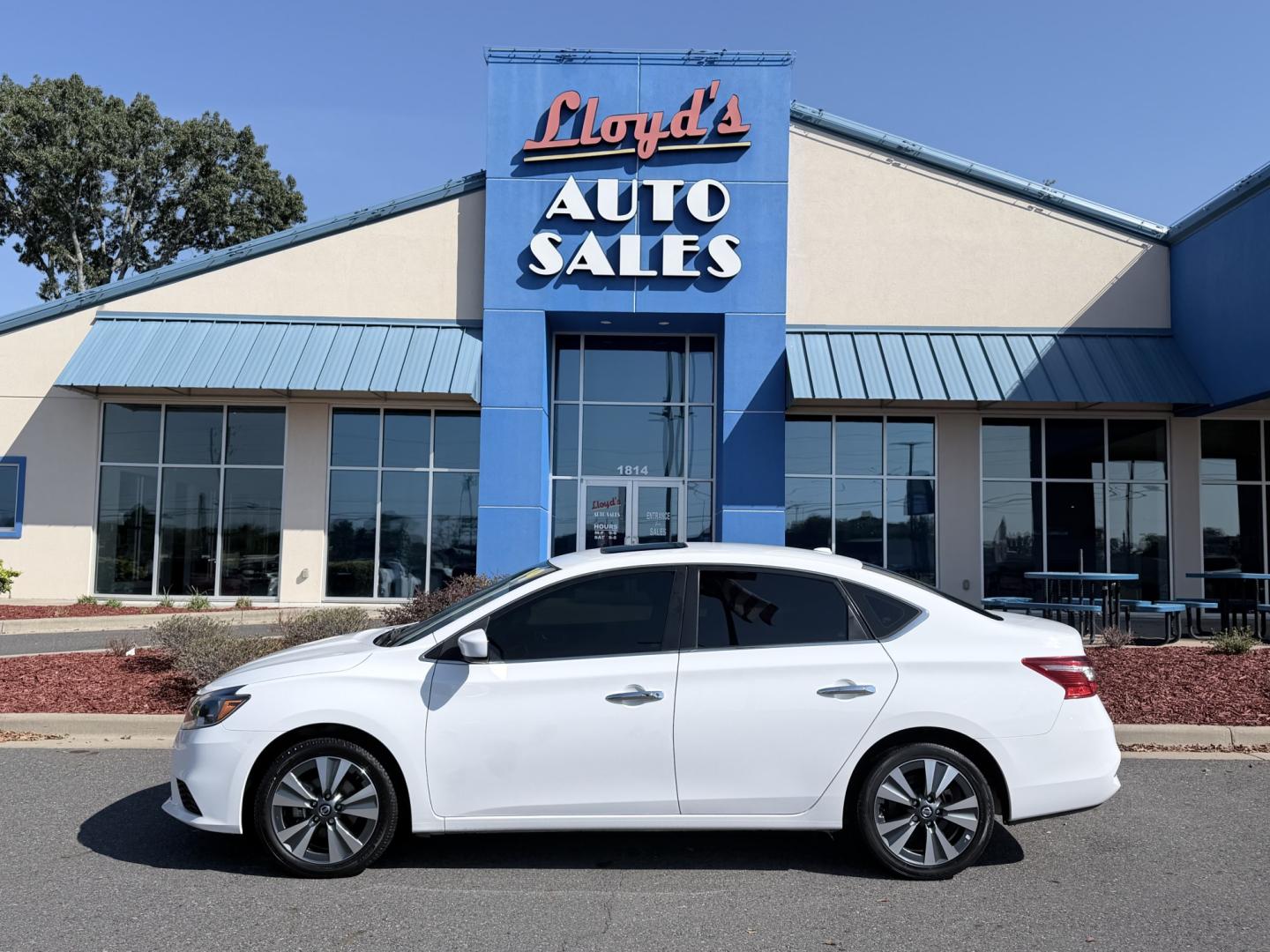 2019 WHITE Nissan Sentra S CVT (3N1AB7AP3KY) with an 1.8L L4 SFI DOHC 16V engine, CVT transmission, located at 1814 Albert Pike Road, Hot Springs, AR, 71913, (501) 623-1717, 34.494228, -93.094070- Photo#0